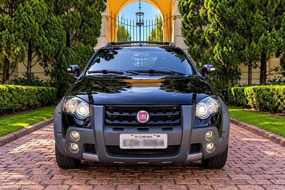 FIAT STRADA 1.8 MPI ADVENTURE CE 16V FLEX 2P MANUAL FIAT STRADA 1.8 MPI ADVENTURE CE 16V FLEX 2P MANUAL